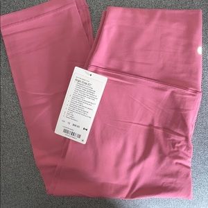 Align Crop 21” Moss Rose